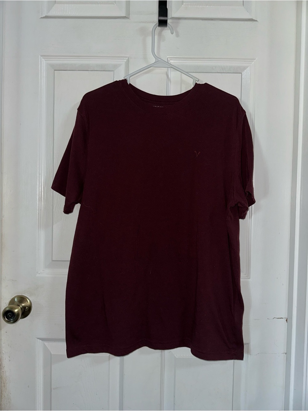 American Eagle Burgundy Shirt Size Largel